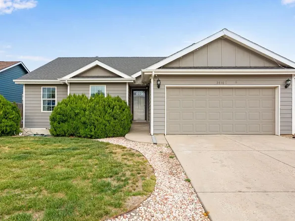 3810 Dove Ln, Evans, CO 80620