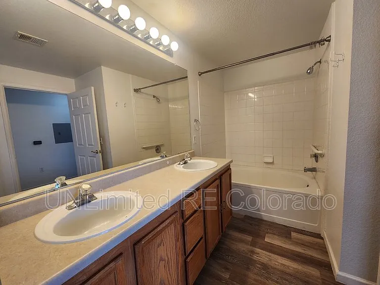 7440 S Blackhawk St #3104 — Photo 6