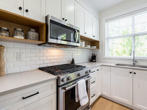 5th image of 27735 Roundhouse Dr #54