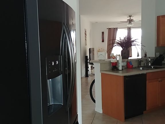3rd image of 9740 SW Eastbrook Cir