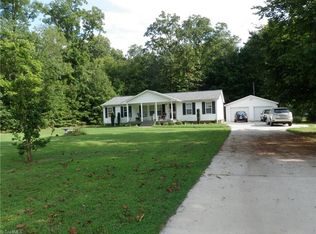 445 Lester Dr, Lexington, NC 27292