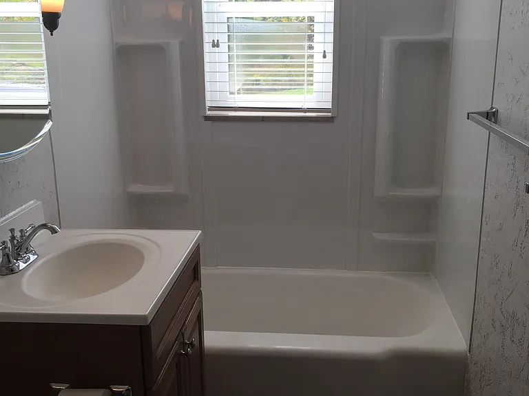 College View Apartments — Photo 11