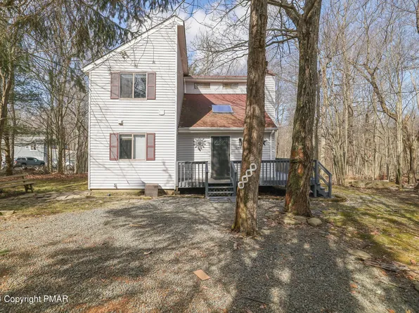 2711 Starlight Ter, Tobyhanna, PA 18466