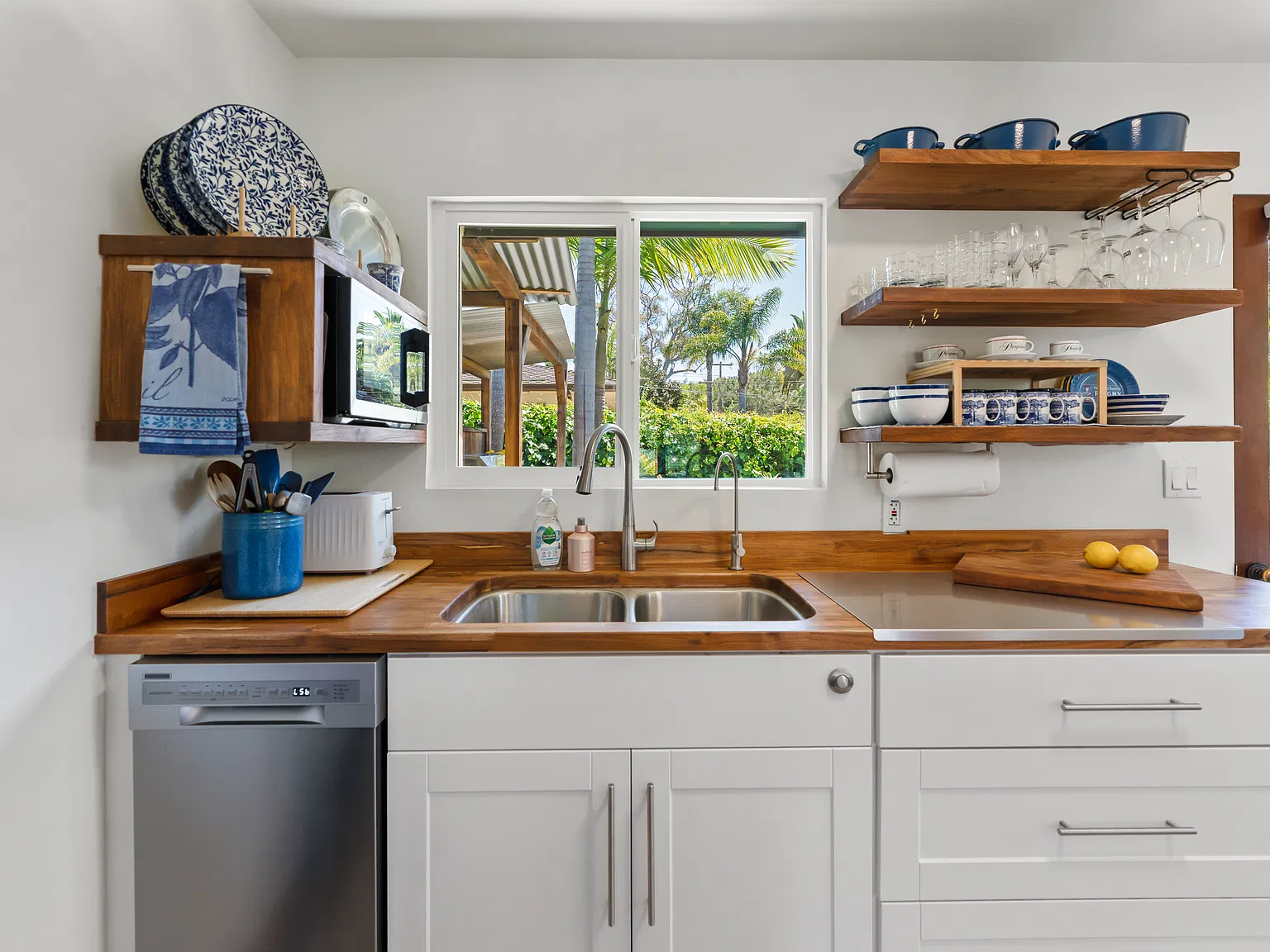 Virginia Ln, Santa Barbara — Photo 4