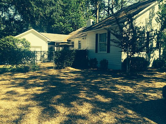 4th image of 2500 Churchill Dr