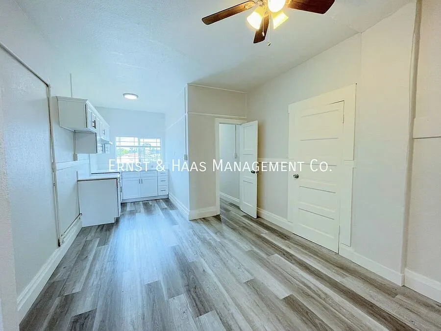 425 Daisy Ave — Photo 3