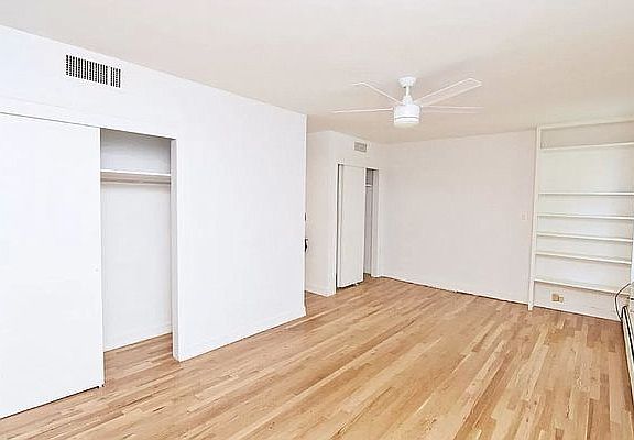 4th image of 225 10th Ave APT 3
