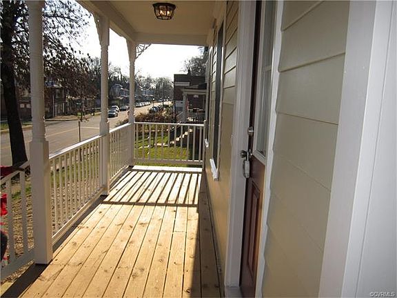 3rd image of 2410 4th Ave