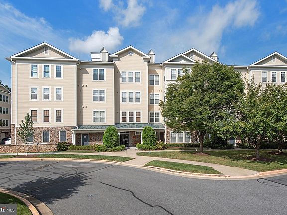 2nd image of 310 High Gables Dr APT 203