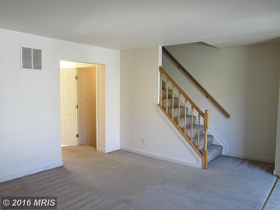 4th image of 1345 Merry Hill Ct