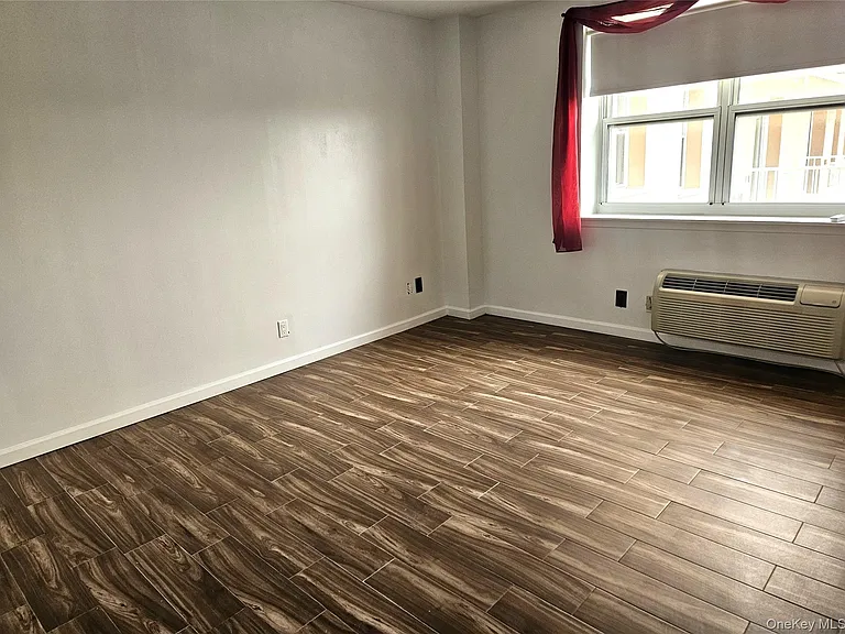 2 Richmond Rd #4F — Photo 9