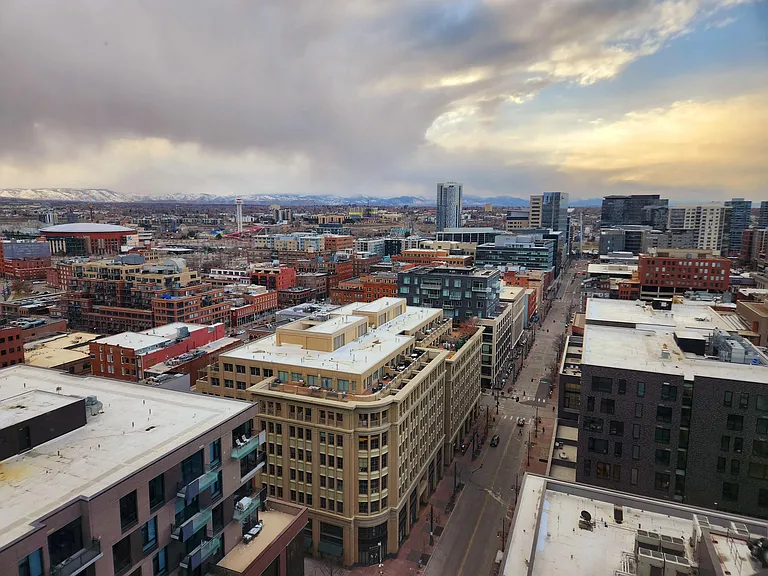 1625 Larimer St #2301 — Photo 3