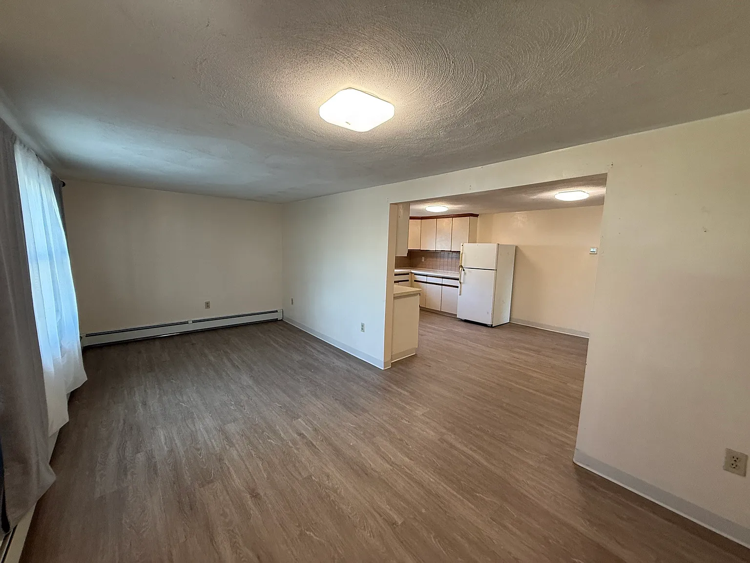 54 Pleasant St — Photo 4