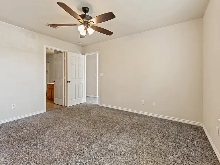 100 Sendero Dr — Photo 6