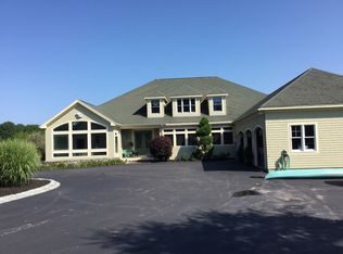 64 Country Ln, North Yarmouth, ME 04097