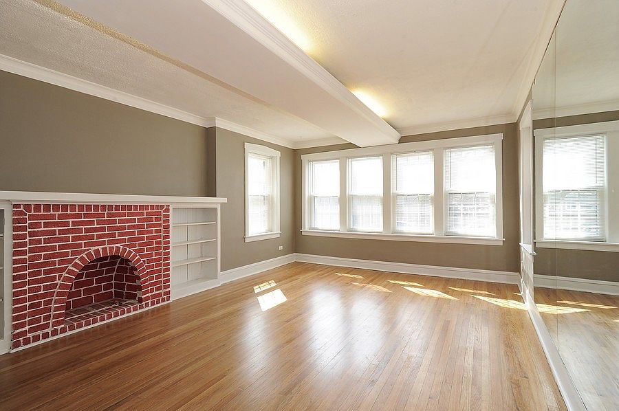 1st image of 6137 N Claremont Ave