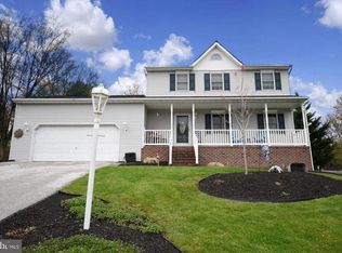 5 Ivy Cir, Hanover, PA 17331