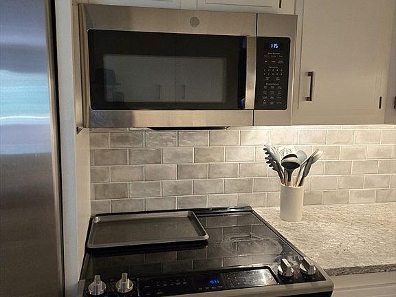 2nd image of 31 Hamlin Ln APT B24