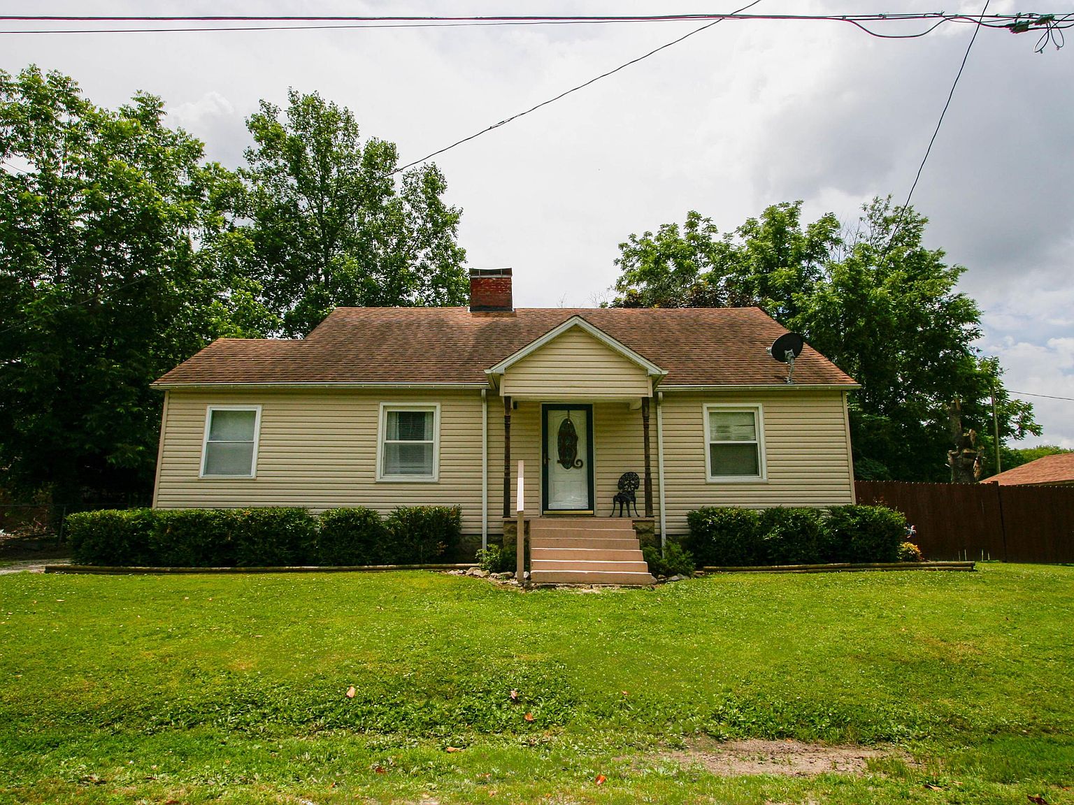 105 Park St, Norris City, IL 62869 Zillow