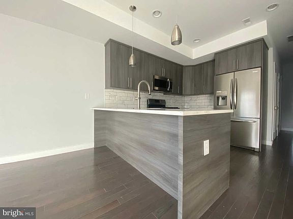2nd image of 1755 N Marshall St #2