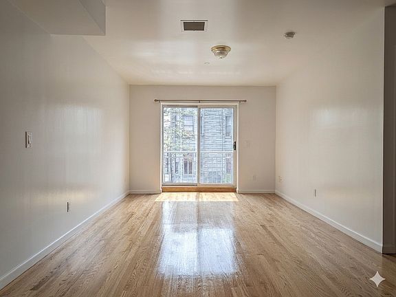 4th image of 245 Suydam St #3F