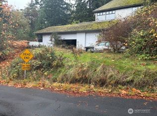 1336 Dines Point Rd, Greenbank, WA 98253