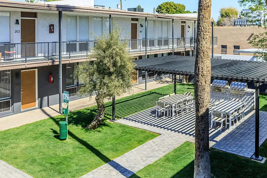 Northern Edge Apartments