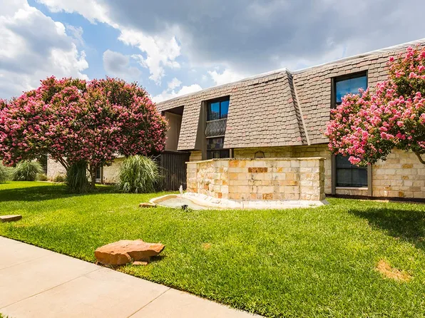 LaVita on Lovers Lane