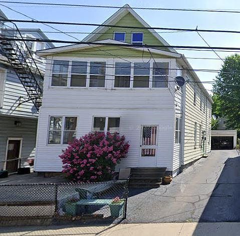 1st image of 1953 E 123rd St Floor 2