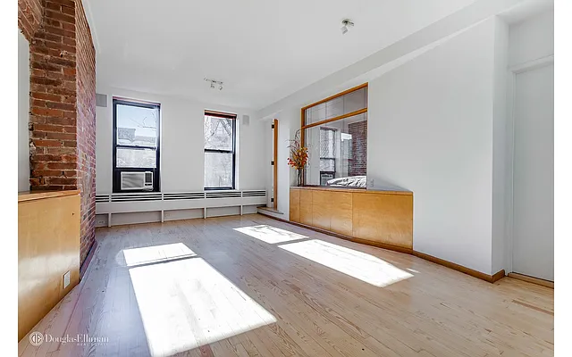 Rented by Douglas Elliman | media 16