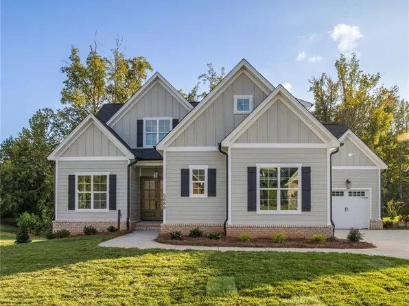 5666 Cedarmere Dr, Winston Salem, NC 27106