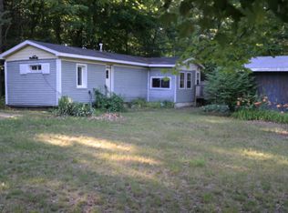 3975 Hillcrest St, Newaygo, MI 49337