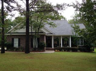 9 Megan Cir, Sumrall, MS 39482