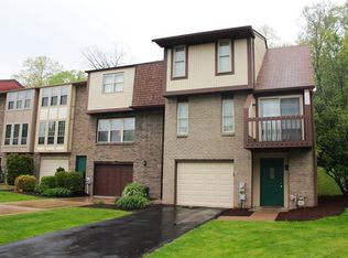 210 Timber Dr, Trafford, PA 15085