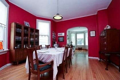 4th image of 2427 W Berteau Ave