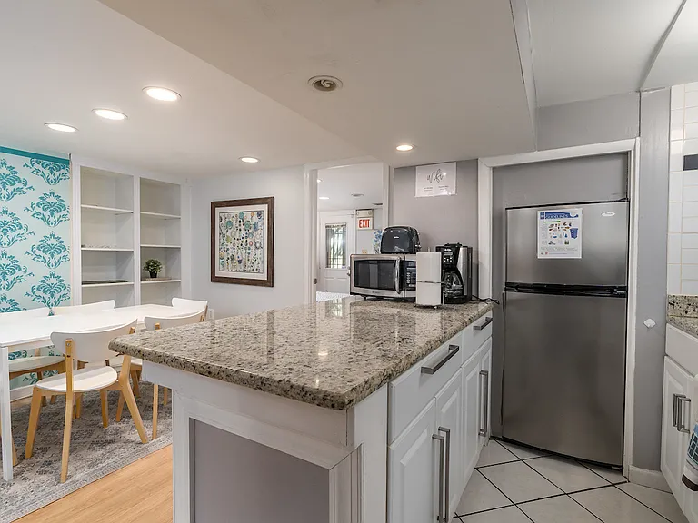 1746 Kalorama Rd NW #B — Photo 16