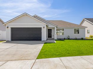 313 Sage St, Boardman, OR 97818