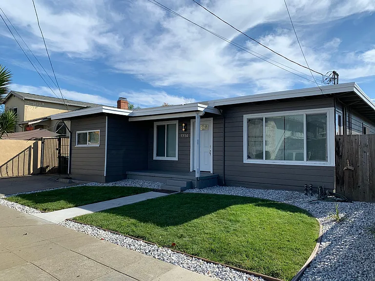 1314 Ashby Ave — Photo 5