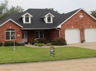 3110 Glenstone Dr, Jefferson City, MO 65109