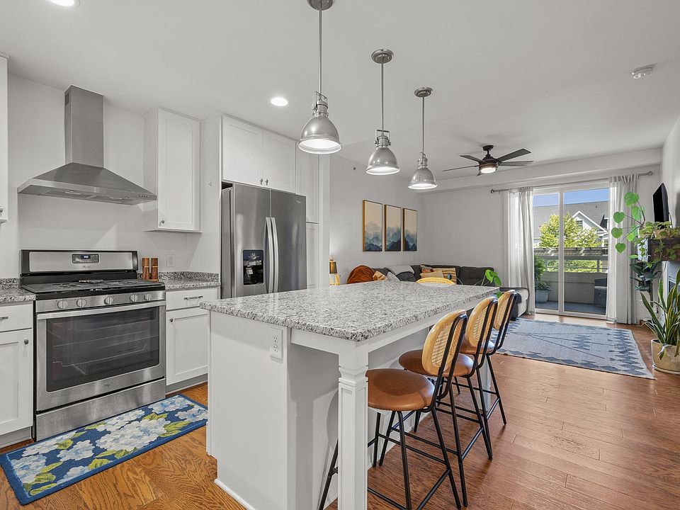 1st image of 1425 Trailside Ct APT 203