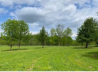 10200 Perry Rd, Le Roy, NY 14482