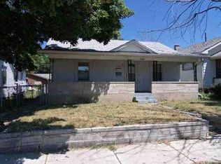 2406 S Mulberry St, Muncie, IN 47302