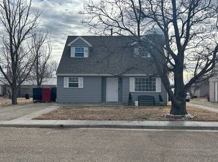 411 W 4th St, Goodland, KS 67735