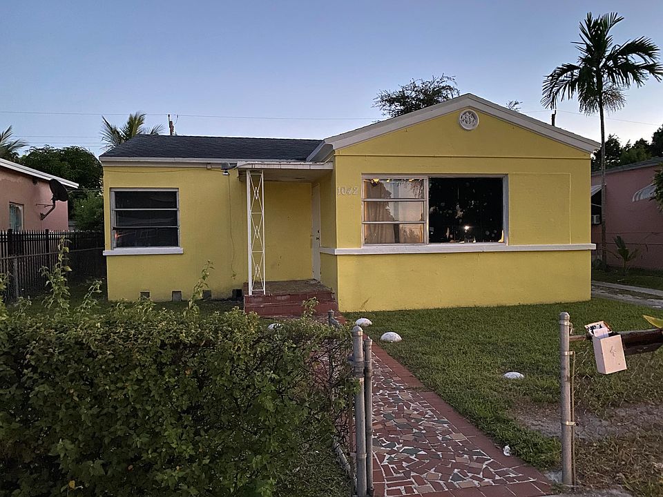 2nd image of 1042 NW 76th St Floor 1