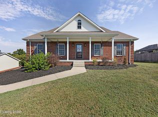 102 Comanche Ct, Bloomfield, KY 40008