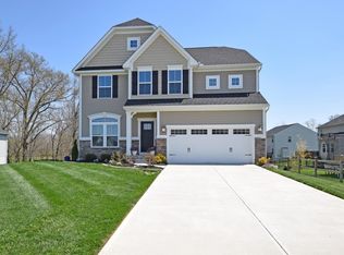 1404 Woodbury Glen Dr, Amelia, OH 45102