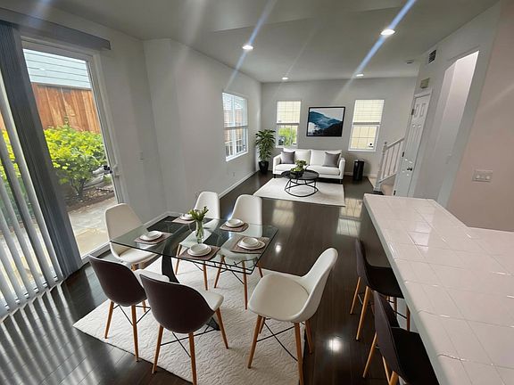 2nd image of 24849 Alderberry Pl