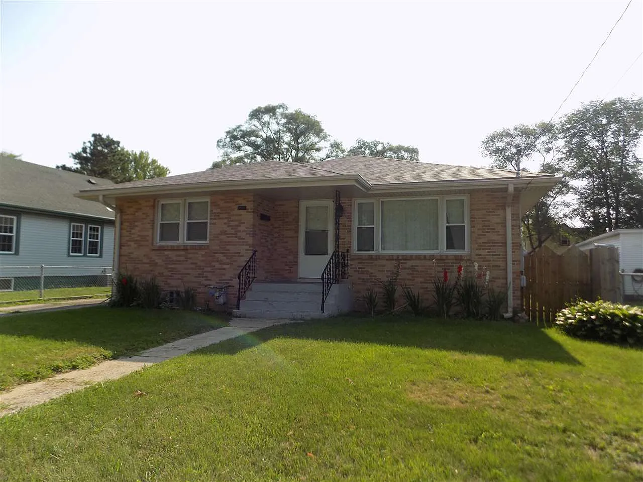 2842 Bildahl St photo 1