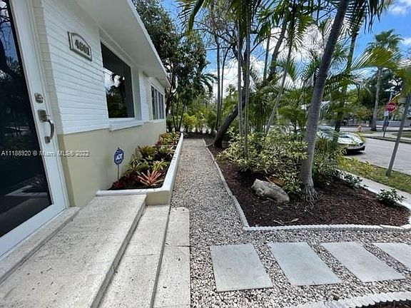 5th image of 4601 NE 1st Ave