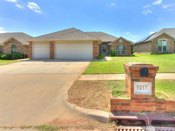 2nd image of 9217 Crooked Creek Ln